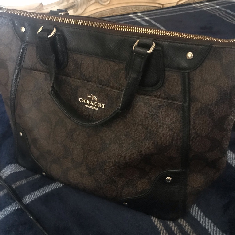 Coach purse in good condition